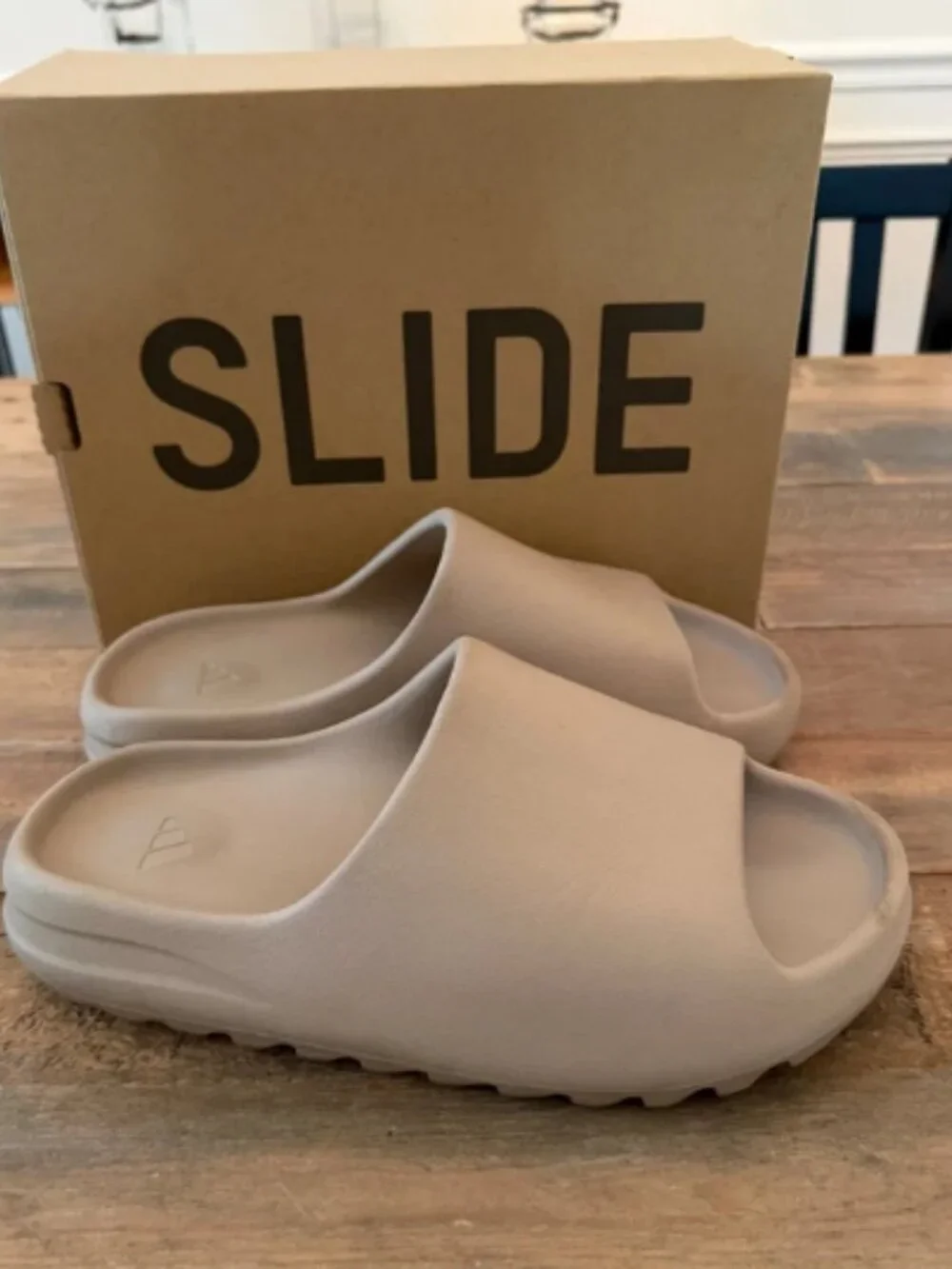 adidas Yeezy Slide Pure (Restock Pair) Size 9 Men's Used GW1934